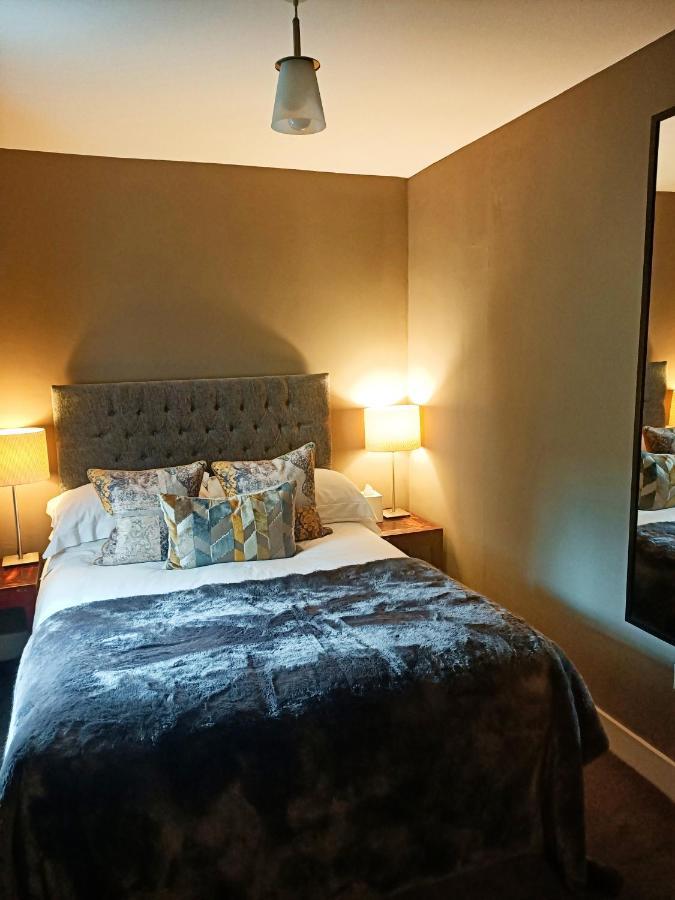 Six Brunton Place Guest House エディンバラ エクステリア 写真